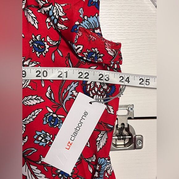 NWT Liz Claiborne Red Floral Split Crew Neck Blouse Sz XXL (20) - Picture 8 of 10